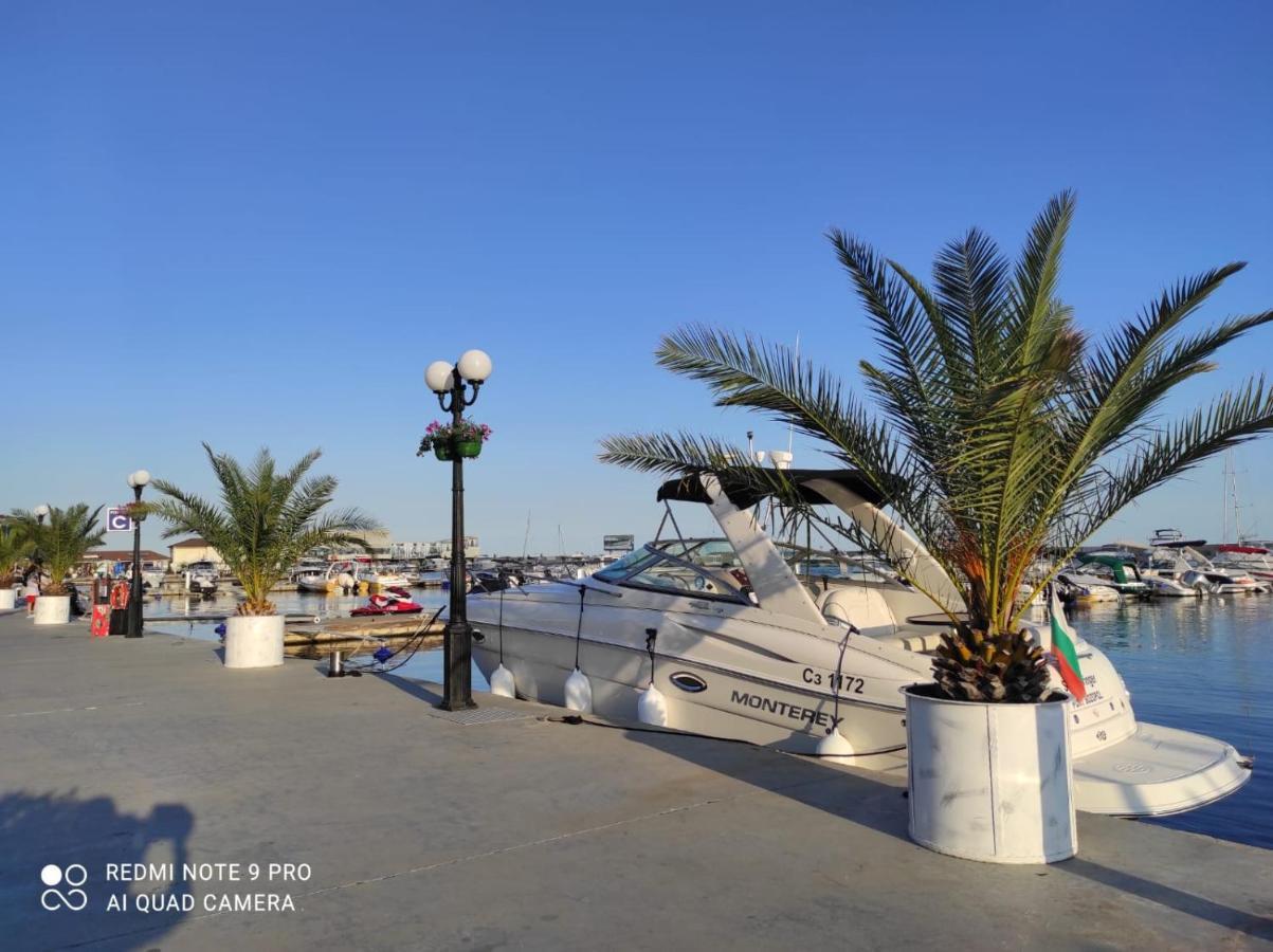 Menada Sky Dreams Apartment Sveti Vlas Luaran gambar
